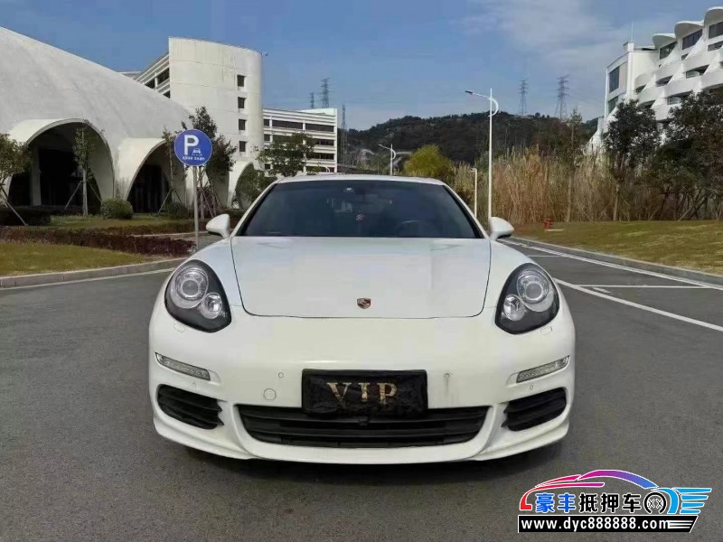 15年保时捷帕纳梅拉轿车抵押车出售