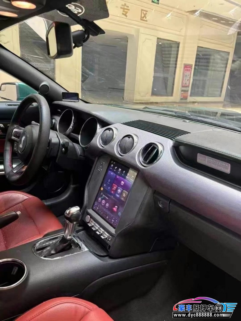 16年福特野马轿车抵押车出售