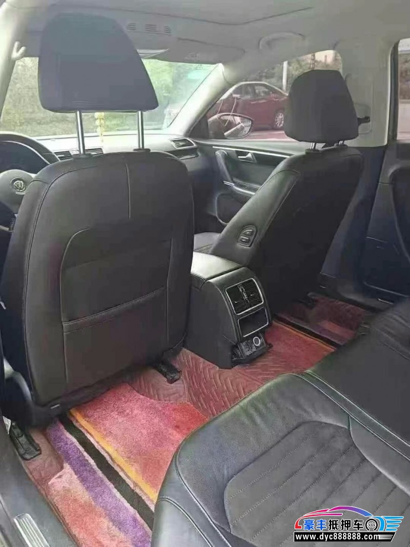 16年大众迈腾轿车抵押车出售