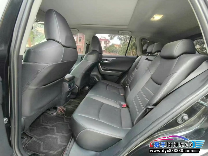 24年丰田RAV4轿车抵押车出售