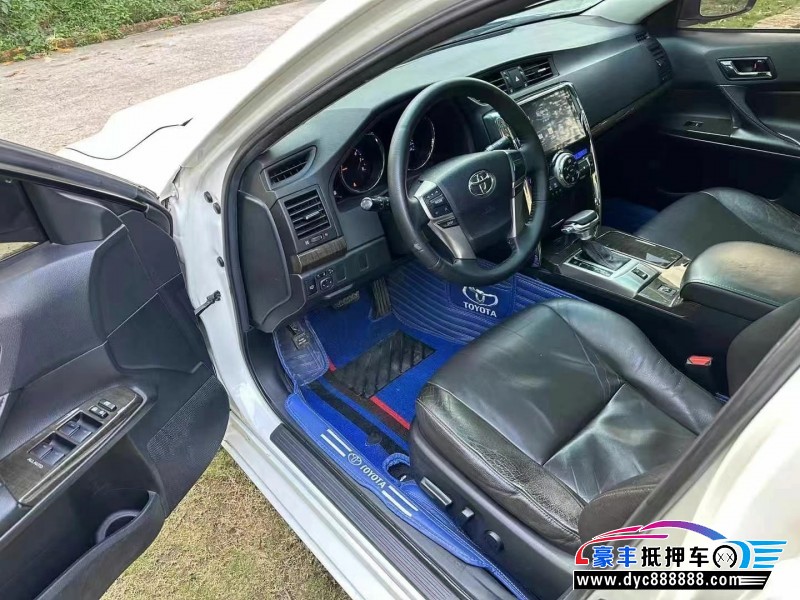 16年丰田锐志轿车抵押车出售