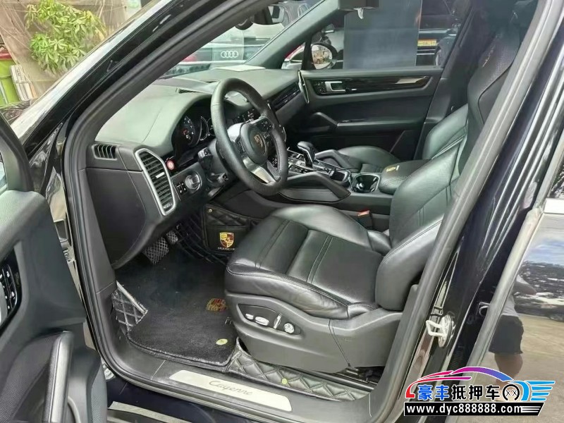 20年保时捷卡宴轿车抵押车出售