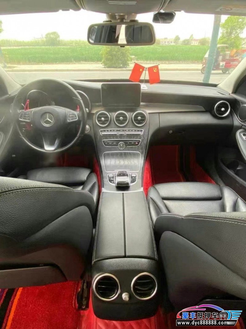 18年奔驰C轿车抵押车出售