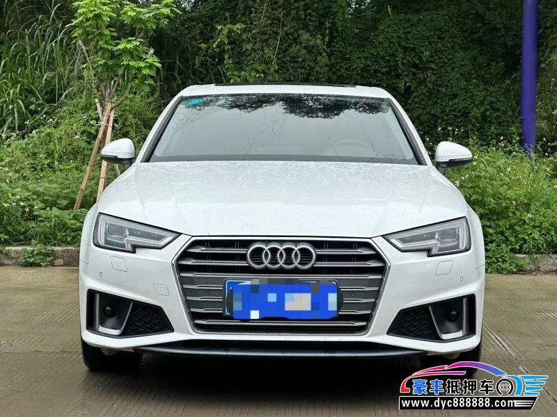 20年奥迪A4L轿车抵押车出售