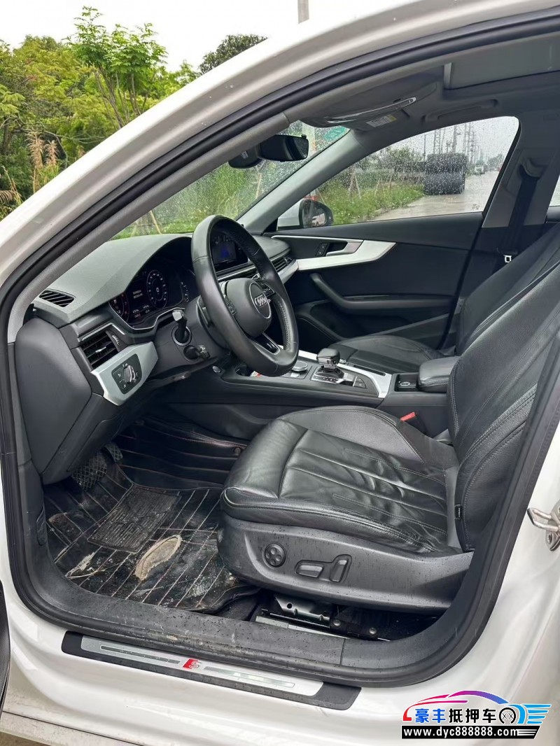 20年奥迪A4L轿车抵押车出售