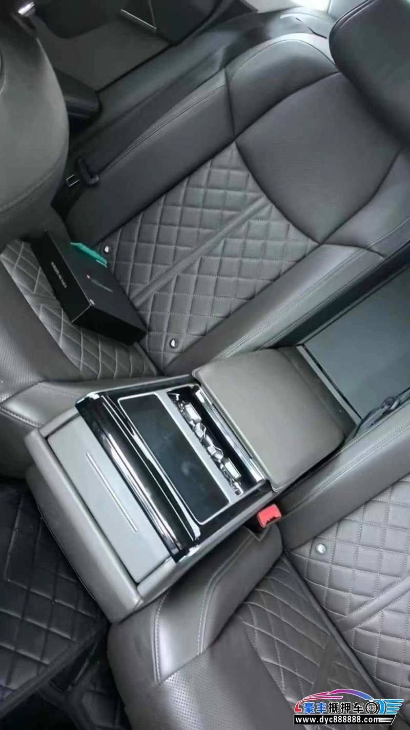 23年奥迪A8轿车抵押车出售