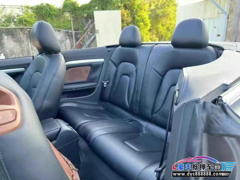 11年奥迪A5轿车抵押车出售