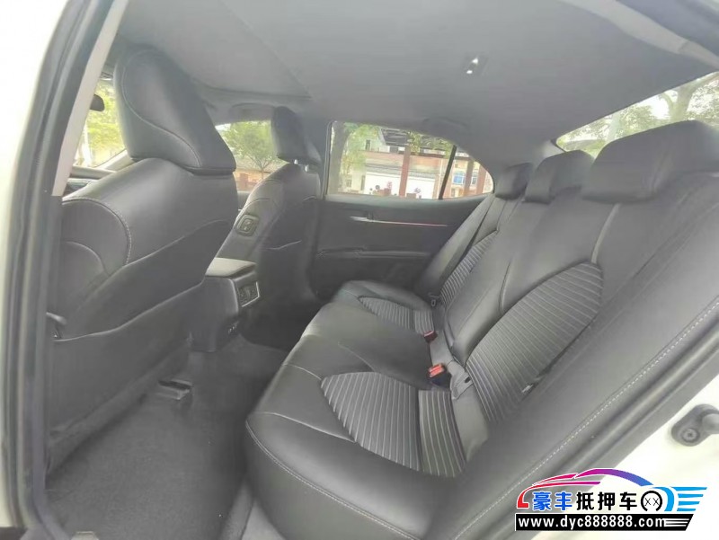 24年丰田凯美瑞轿车抵押车出售