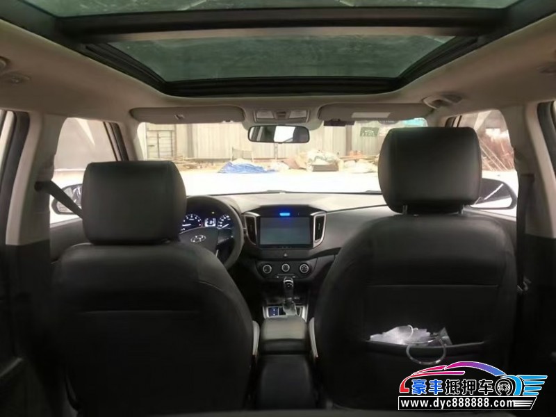 15年现代ix25轿车抵押车出售