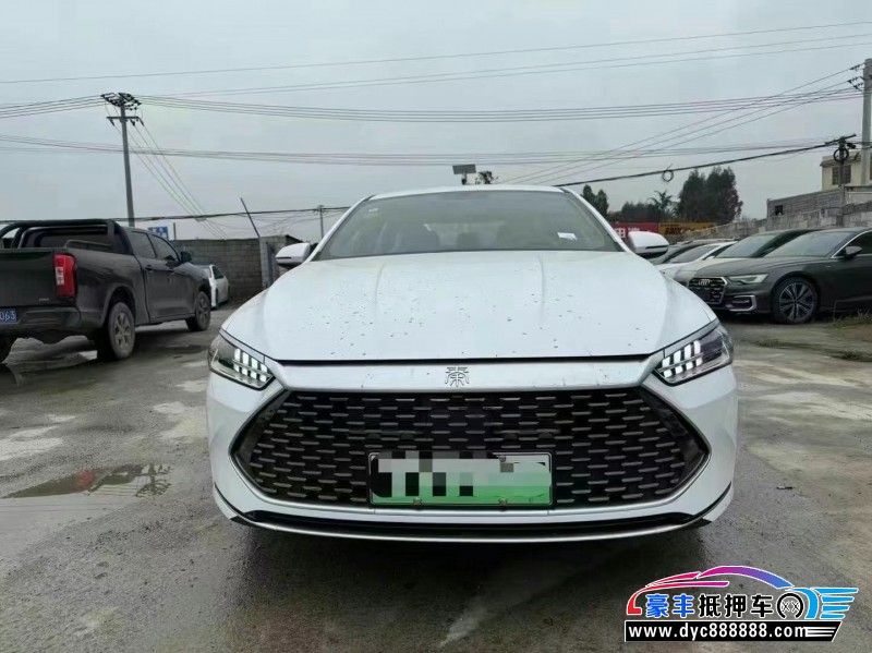 25年比亚迪秦轿车抵押车出售