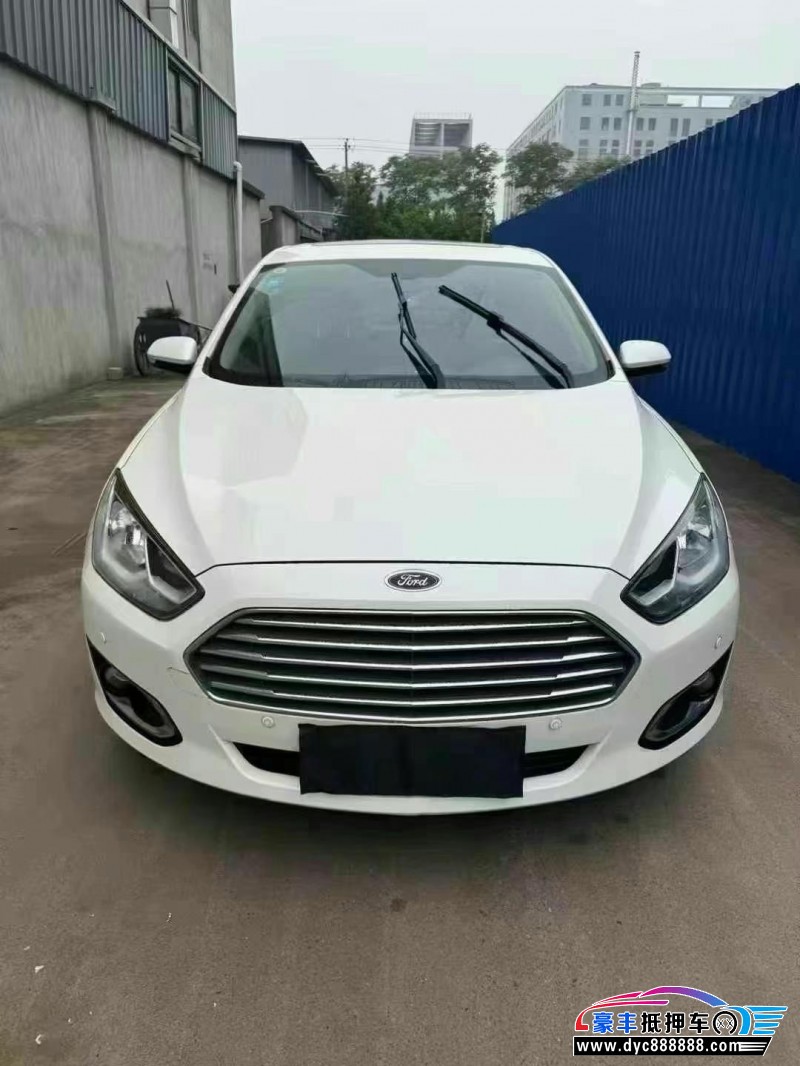 17年福特福克斯轿车抵押车出售