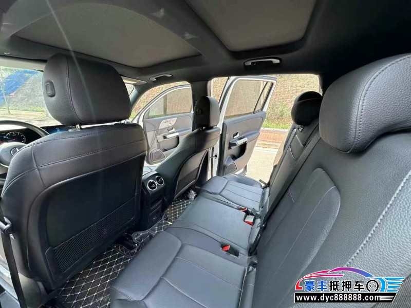 21年奔驰GLB轿车抵押车出售