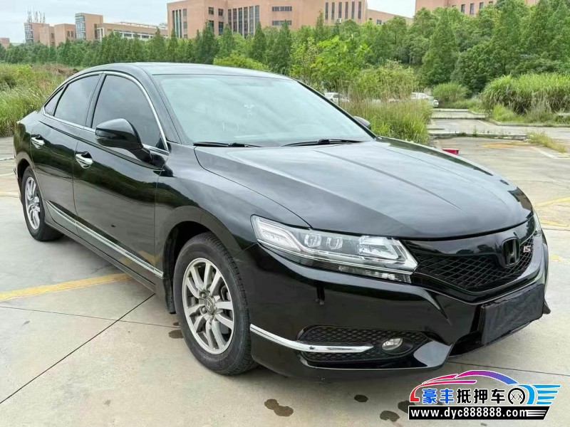 18年本田思铂睿轿车抵押车出售