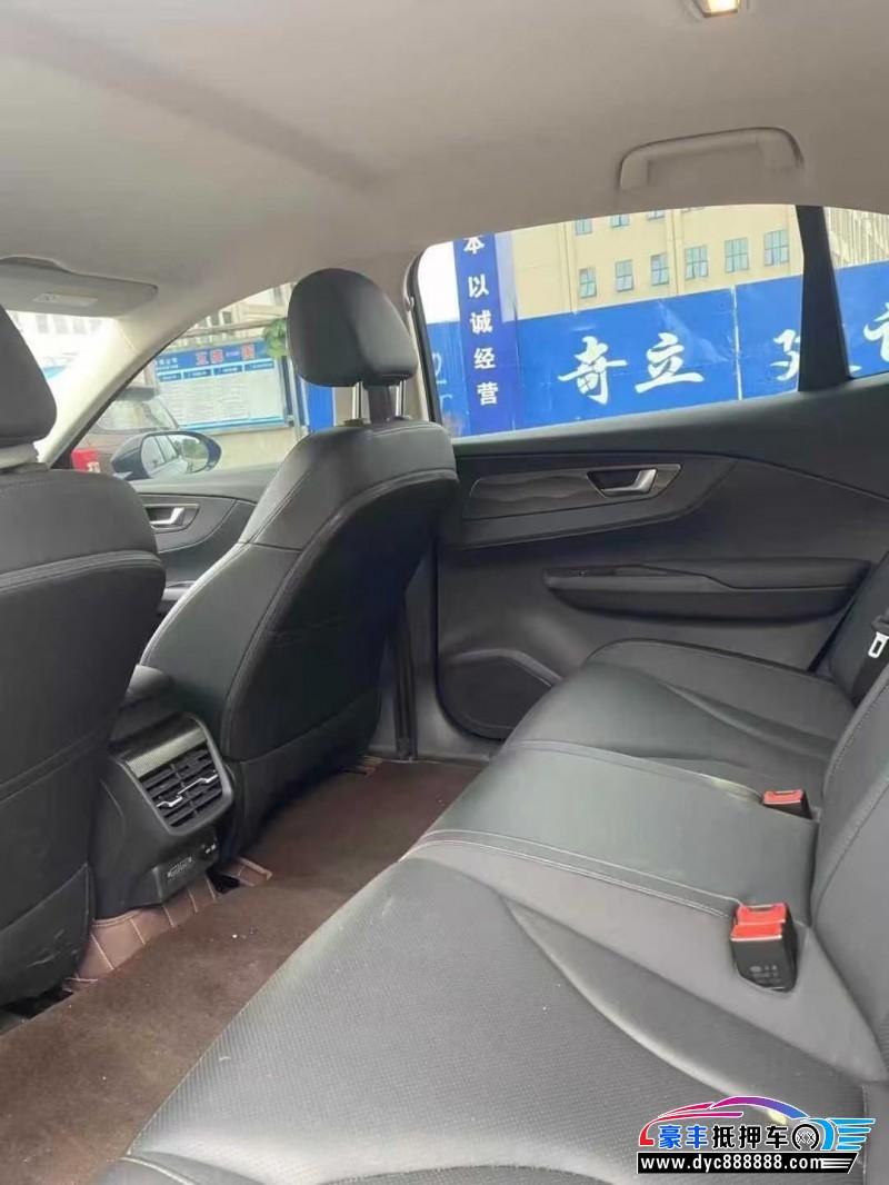 23年红旗EQM5轿车抵押车出售