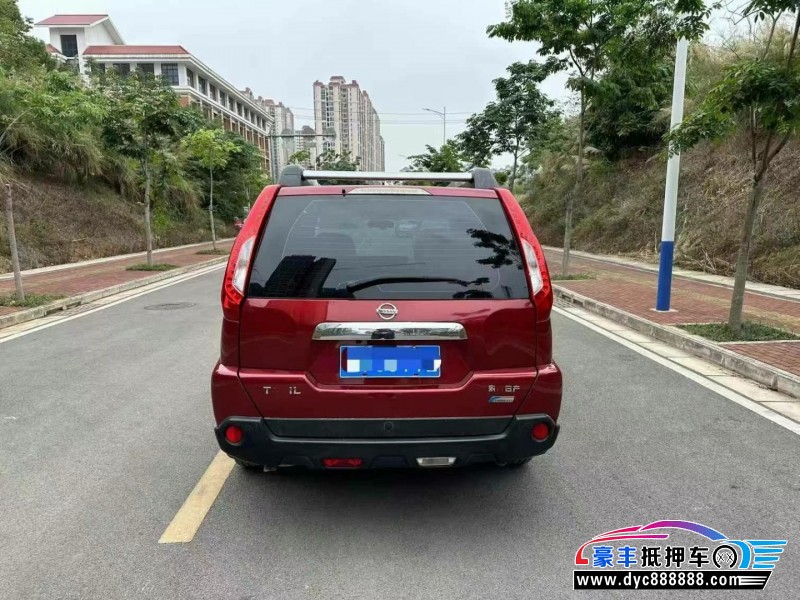 12年日产奇骏轿车抵押车出售