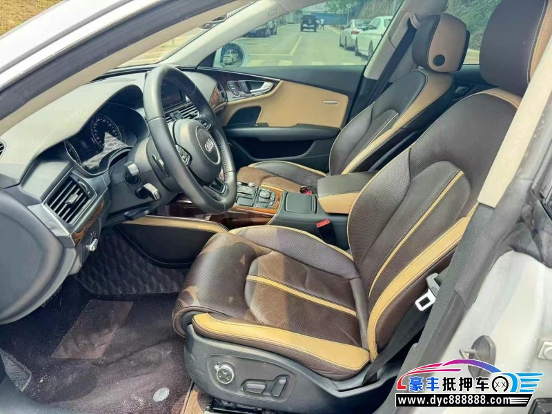 14年奥迪A7轿车抵押车出售