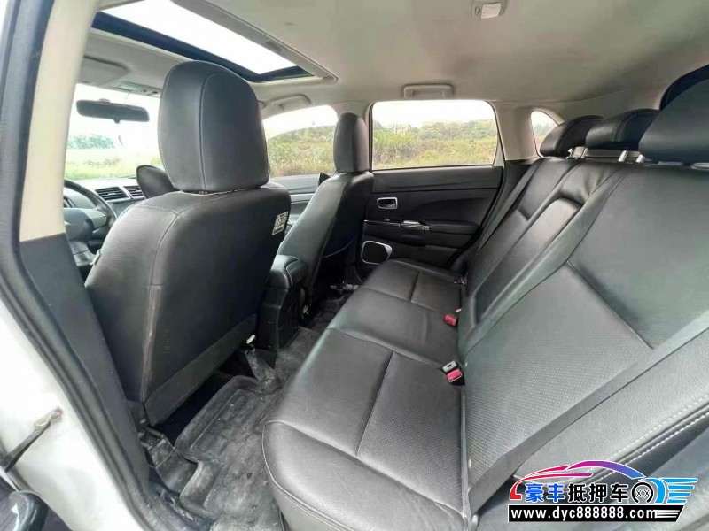 19年三菱劲炫SUV抵押车出售