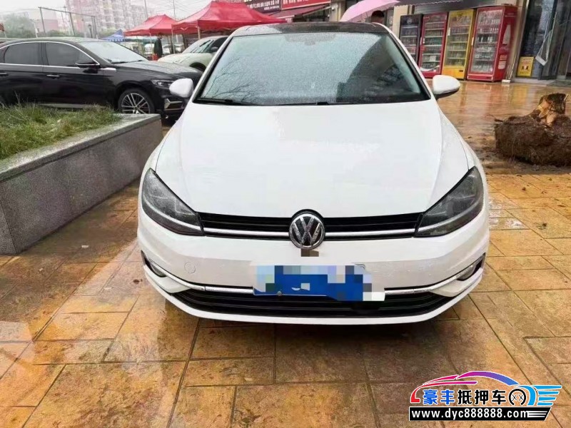 19年大众高尔夫轿车抵押车出售