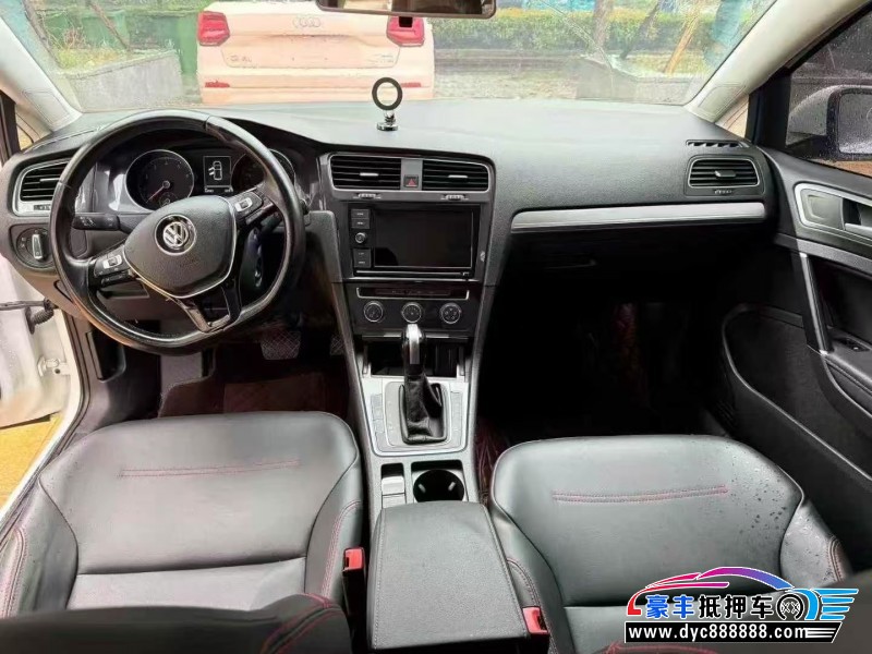 19年大众高尔夫轿车抵押车出售