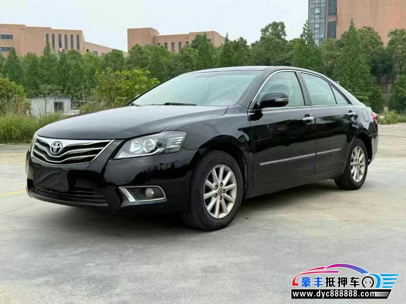 14年丰田凯美瑞轿车抵押车出售