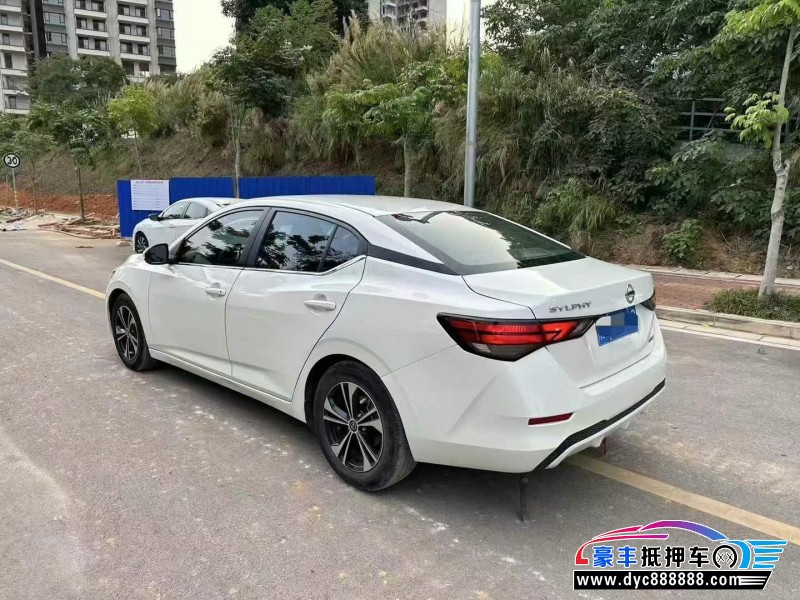 20年日产轩逸轿车抵押车出售