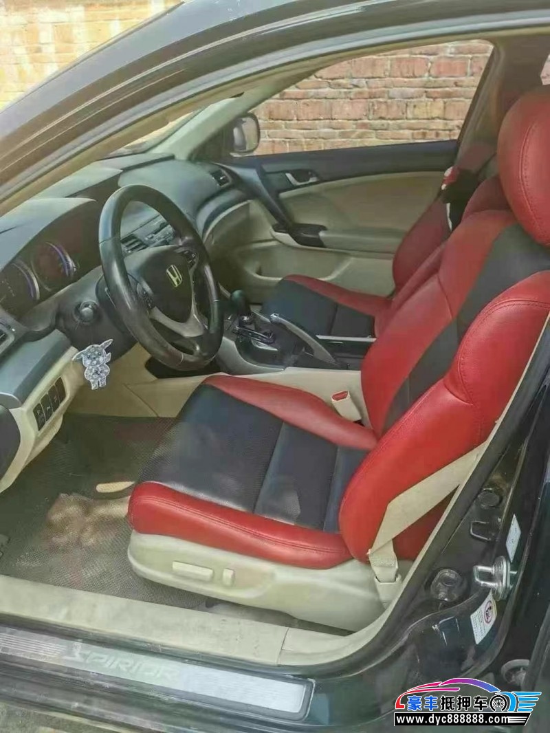 11年本田思铂睿轿车抵押车出售