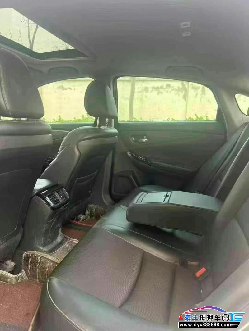 16年本田思铂睿轿车抵押车出售