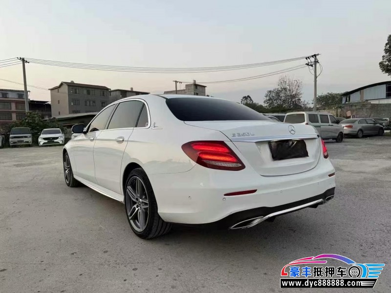 19年奔驰E轿车抵押车出售