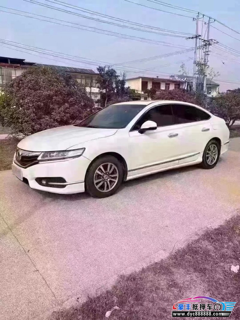17年本田思铂睿轿车抵押车出售