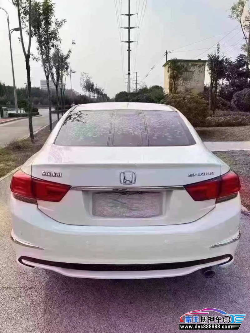 17年本田思铂睿轿车抵押车出售