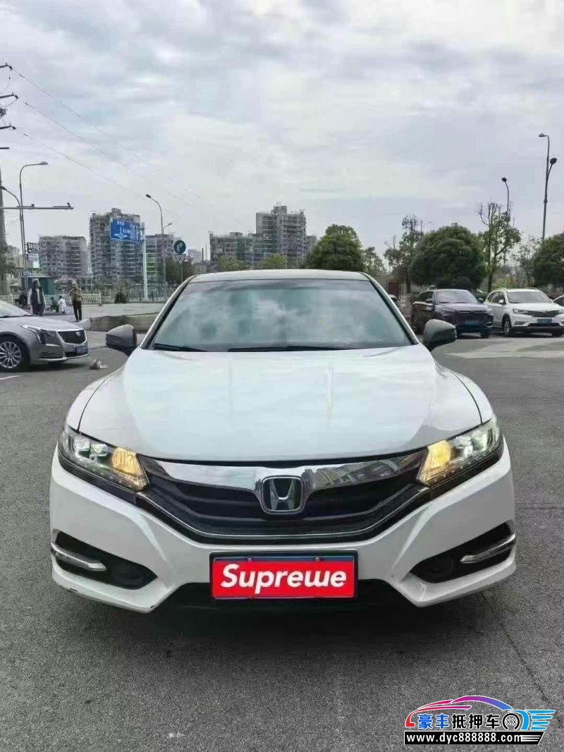 17年本田思铂睿轿车抵押车出售