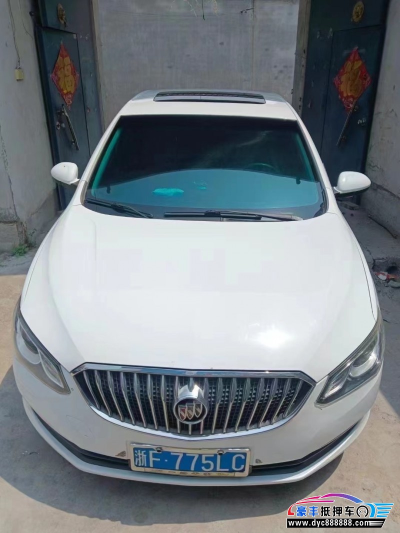 15年别克英朗轿车抵押车出售