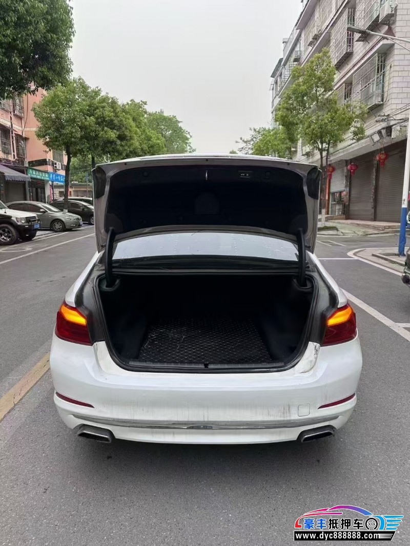 19年宝马5系轿车抵押车出售