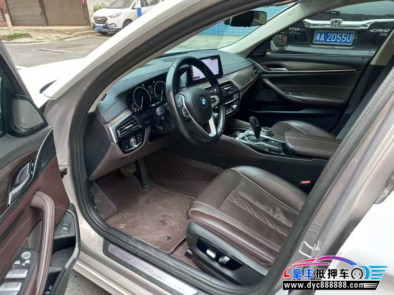 19年宝马5系轿车抵押车出售