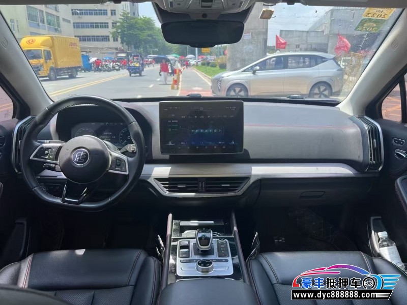 19年比亚迪唐轿车抵押车出售