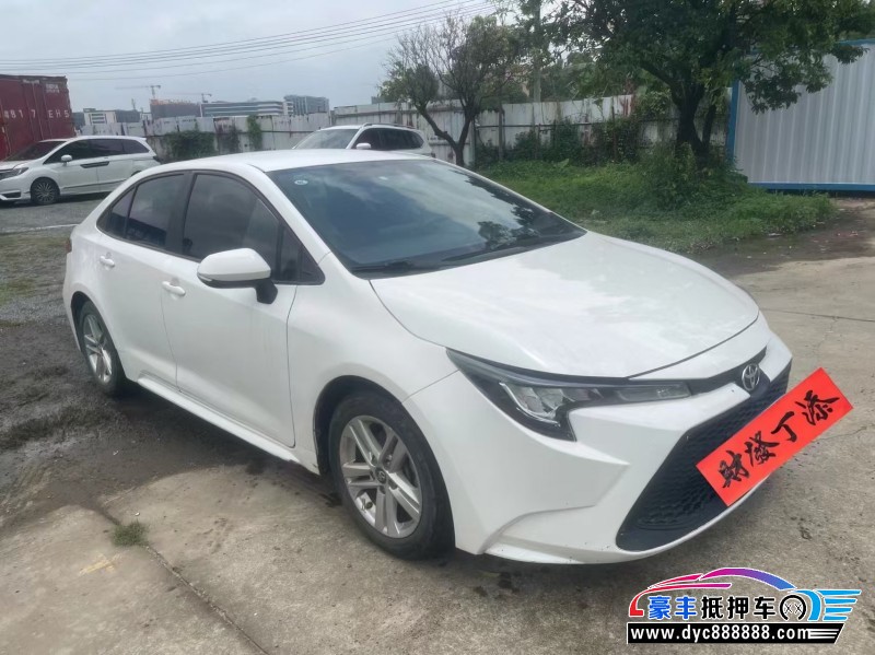 22年丰田雷凌轿车抵押车出售