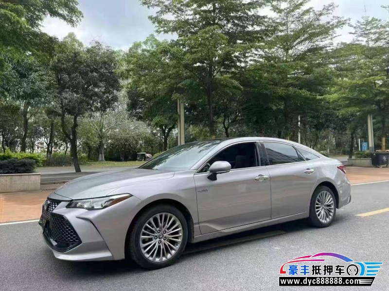 21年丰田亚洲龙轿车抵押车出售