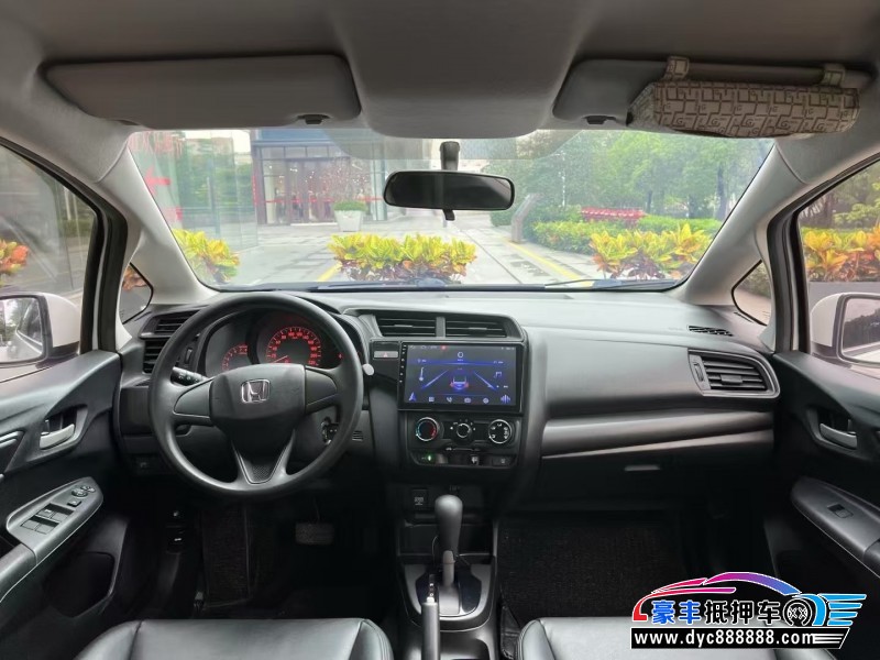 18年本田飞度轿车抵押车出售