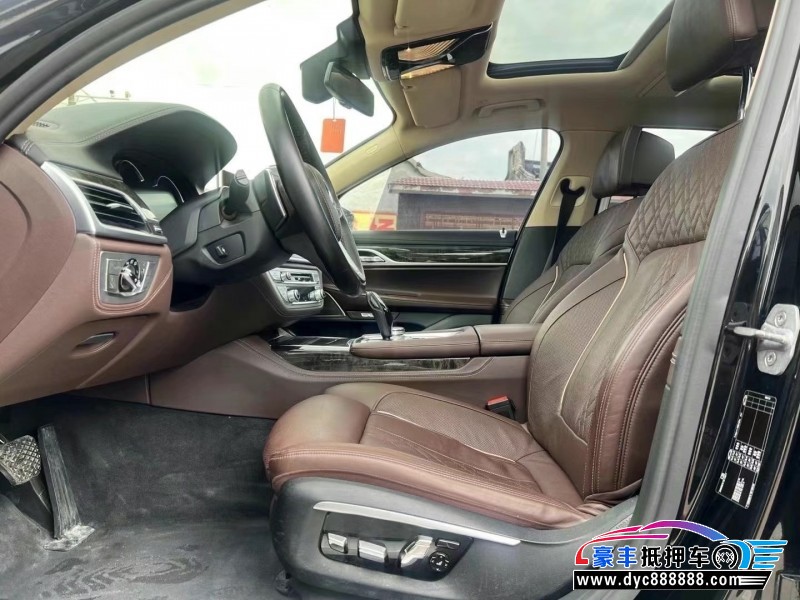 17年宝马7系轿车抵押车出售