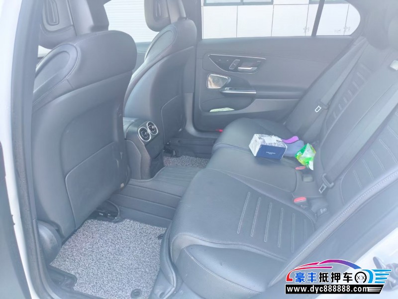 22年奔驰C轿车抵押车出售