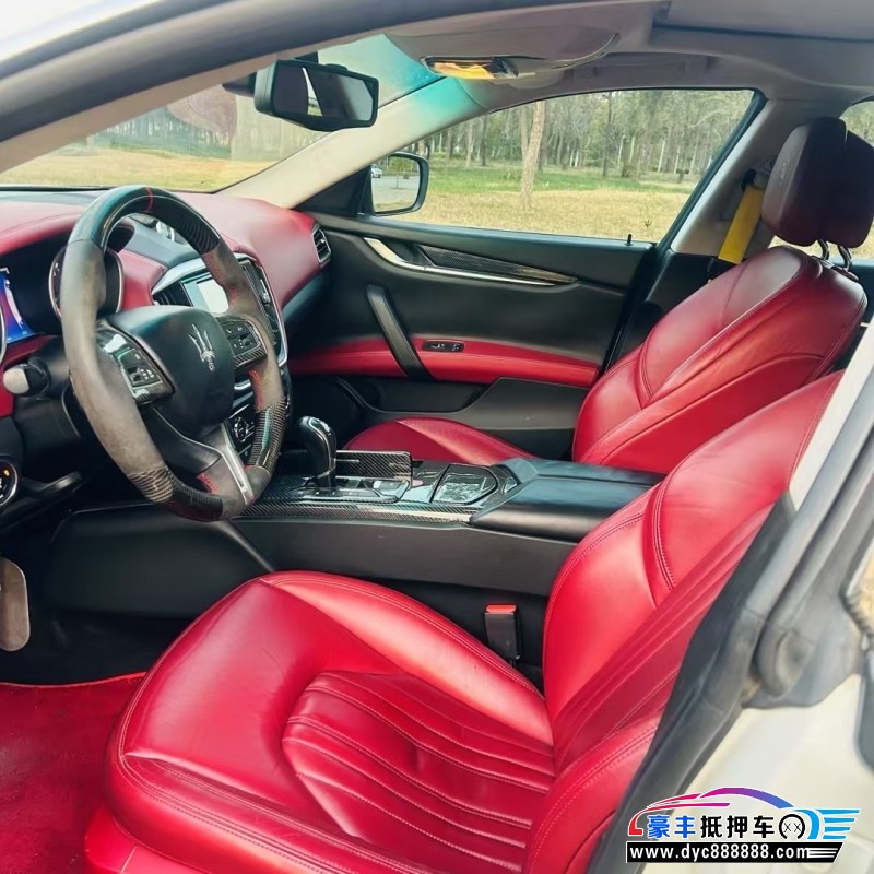 15年玛莎拉蒂Ghibli轿车抵押车出售