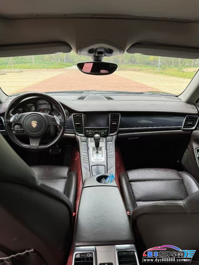 12年保时捷帕纳梅拉轿车抵押车出售