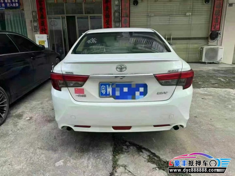 14年丰田锐志轿车抵押车出售