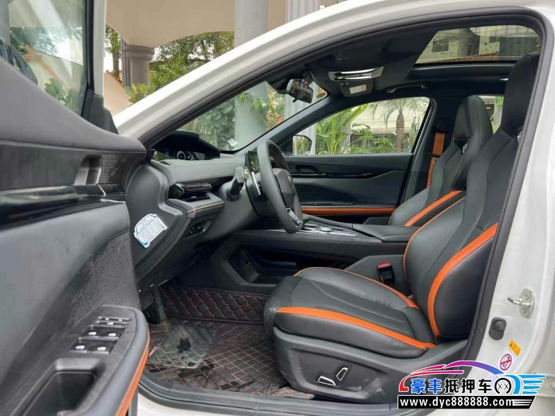 24年长安长安UNI轿车抵押车出售