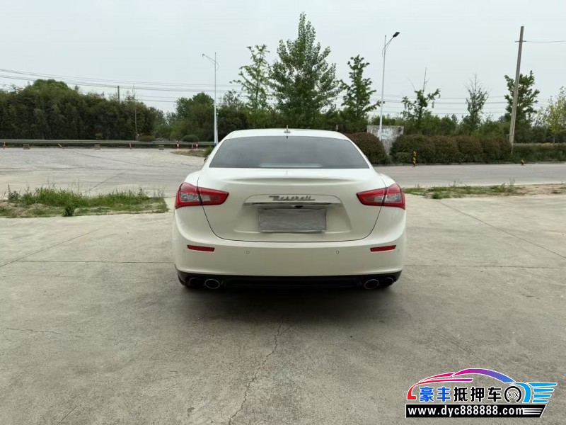 15年玛莎拉蒂Ghibli轿车抵押车出售