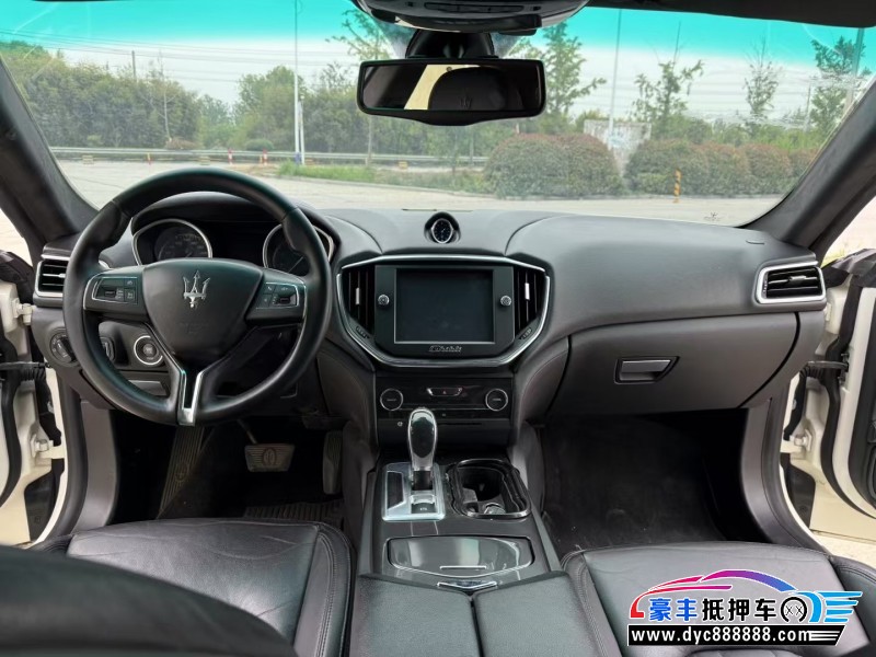 15年玛莎拉蒂Ghibli轿车抵押车出售