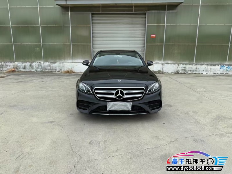 17年奔驰E轿车抵押车出售