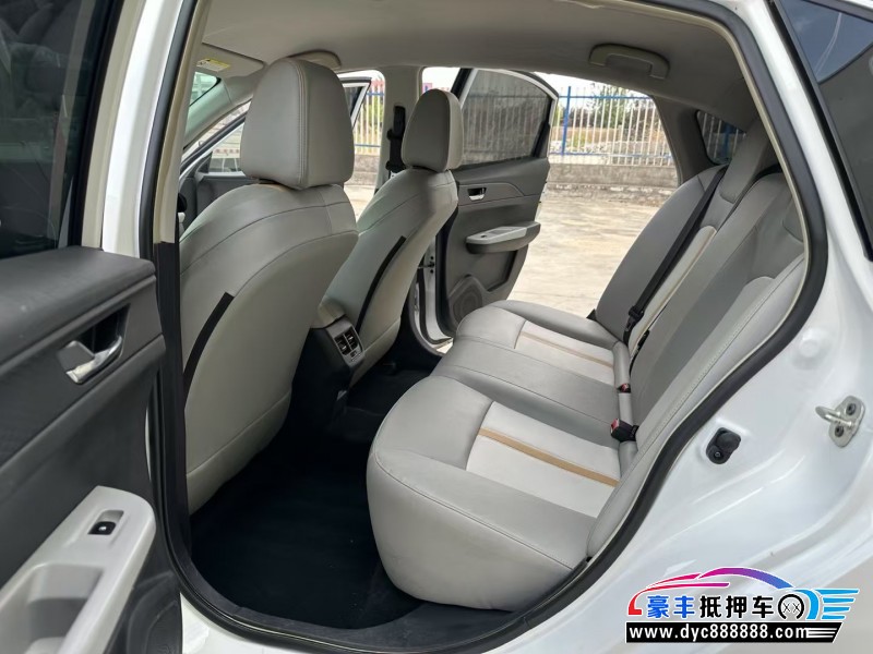 23年东风风神E70轿车抵押车出售