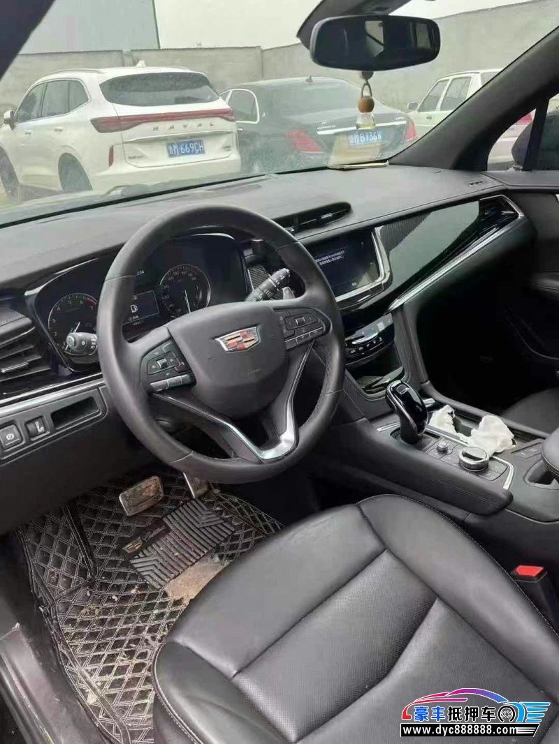 21年凯迪拉克xt6轿车抵押车出售