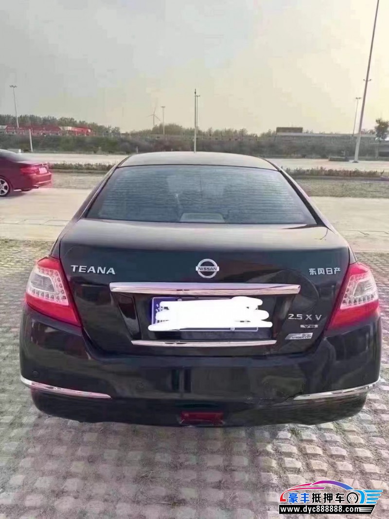 11年日产天籁轿车抵押车出售